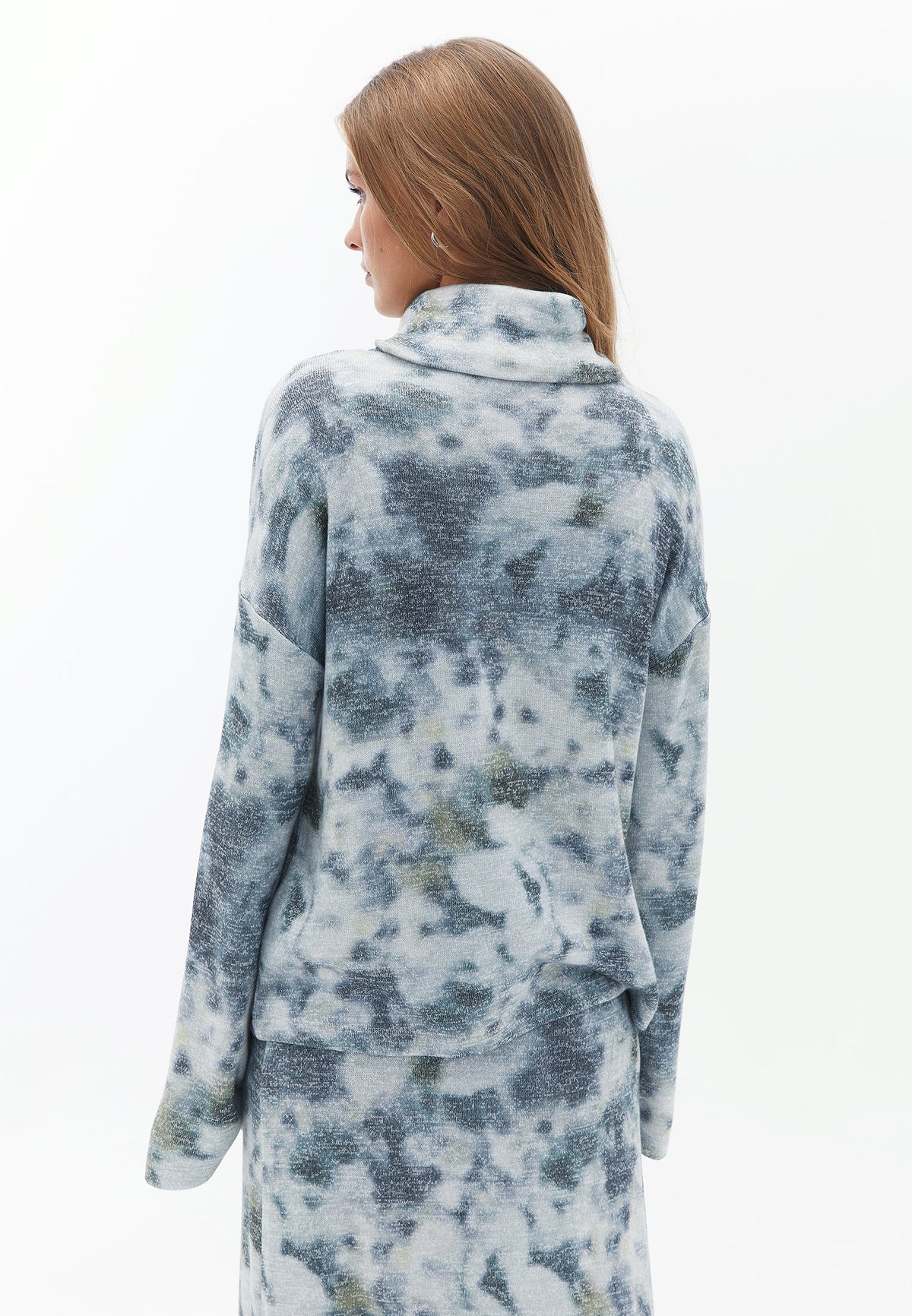 Printed Oversize Turtleneck Sweater - ABSTRACT COMB