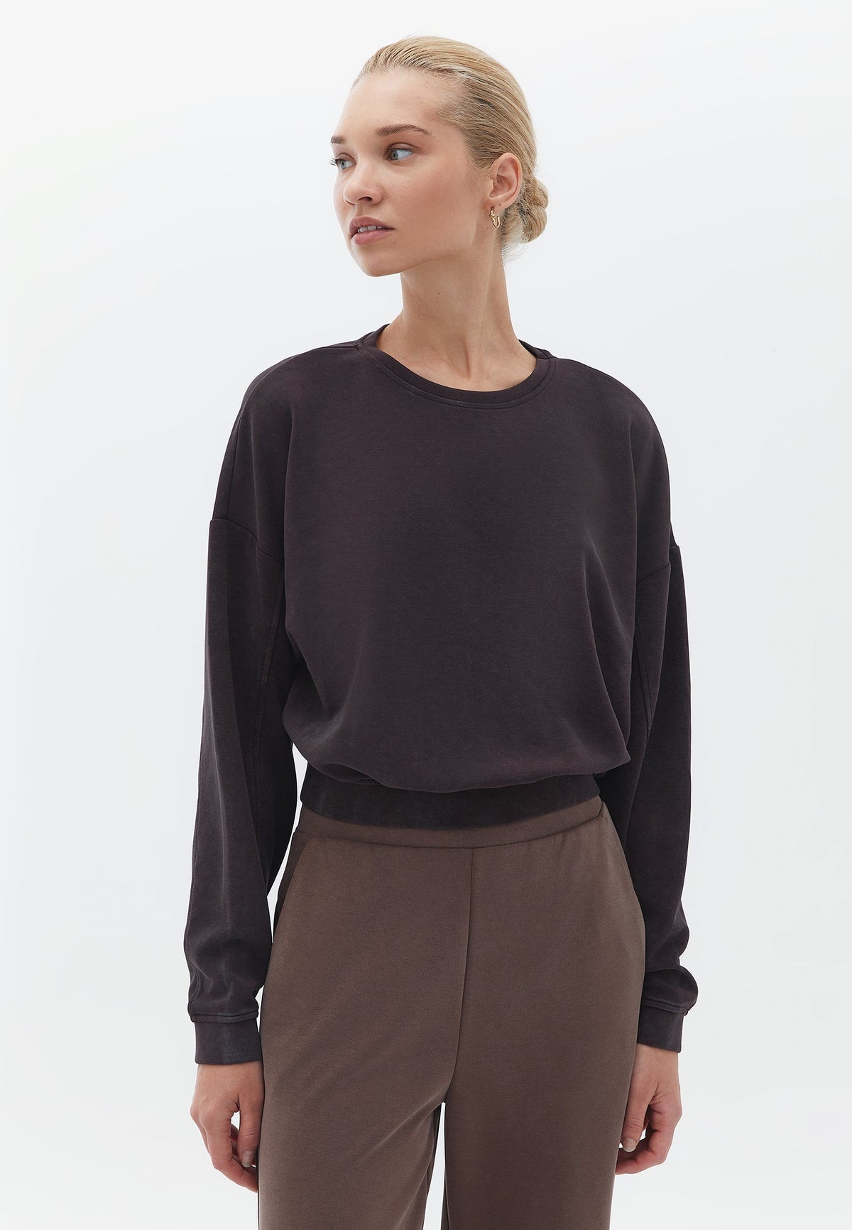 Short Sweatshirt Crew Neck Long Sleeve - BLACK COFFEE