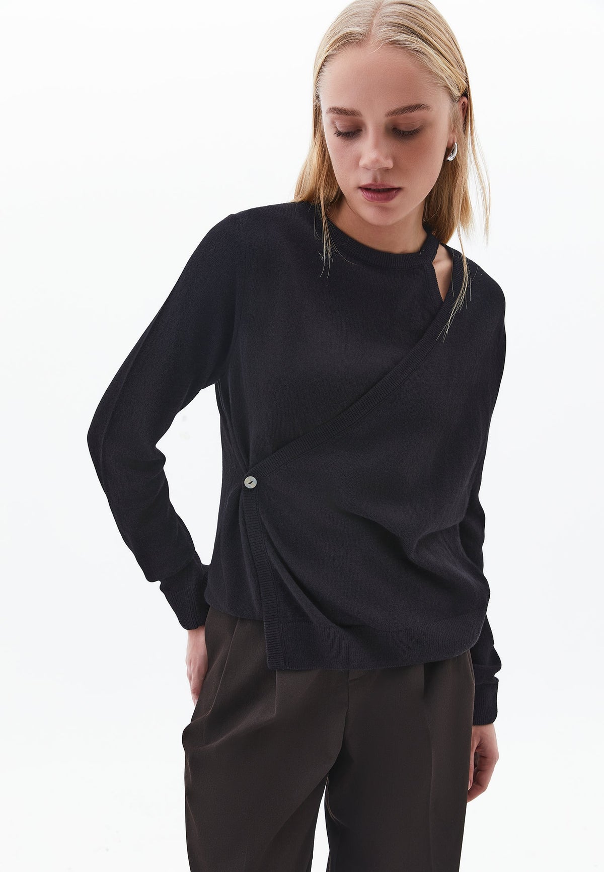 Crew Neck Long Sleeve Sweater - BLACK