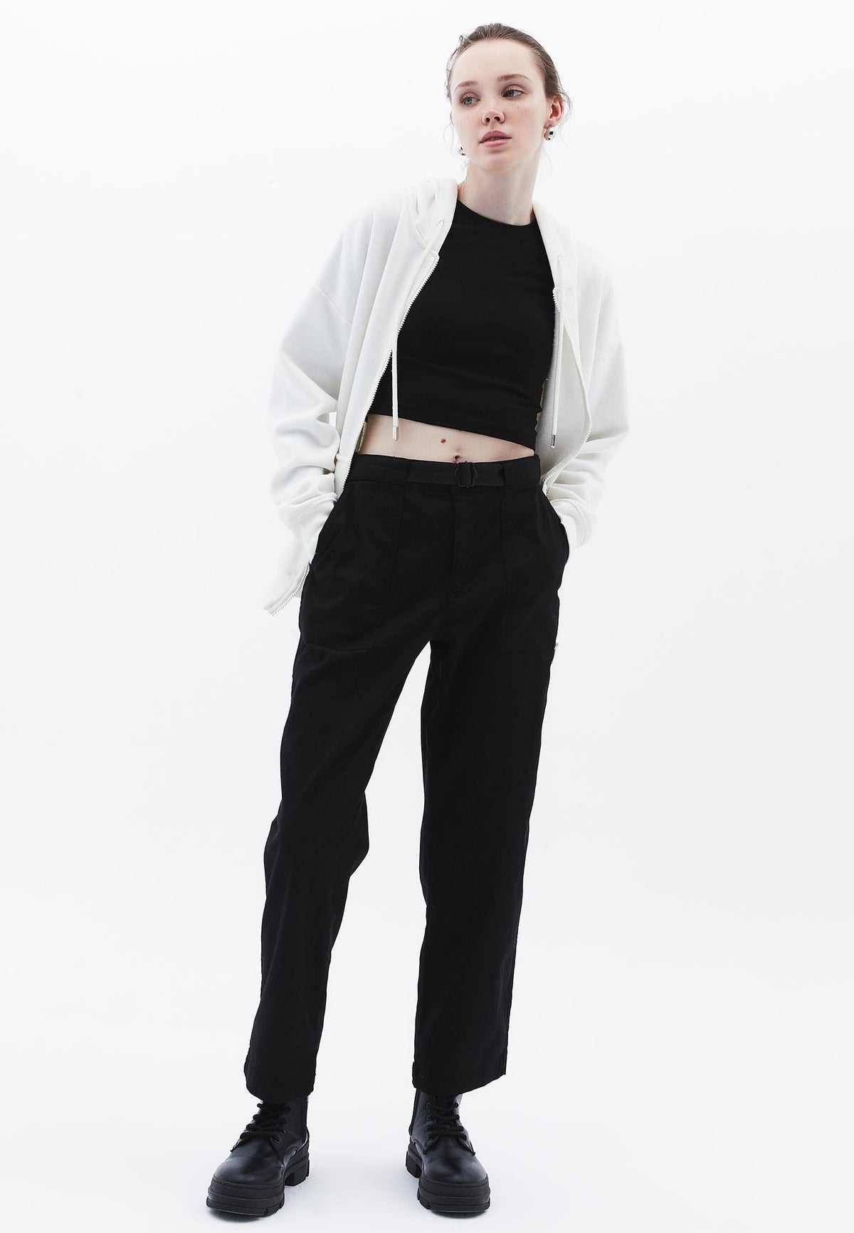 Carrot Fit Trousers - BLACK