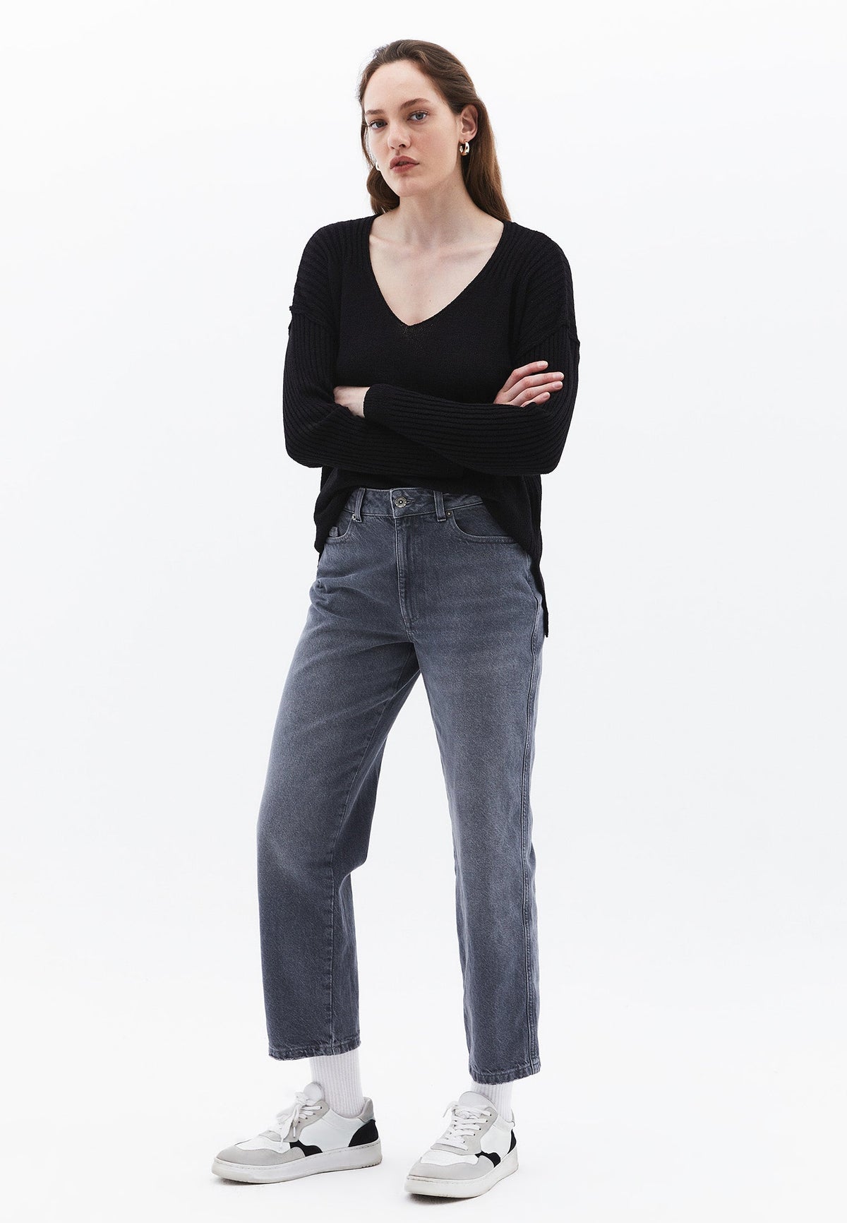 V Neck Raglan Sleeve Sweater - BLACK