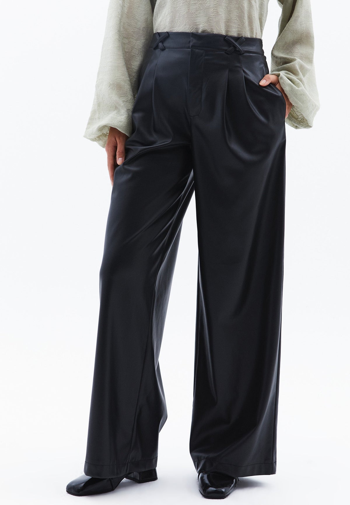 Pleated Wide Leg High Waist Pants - BLACK