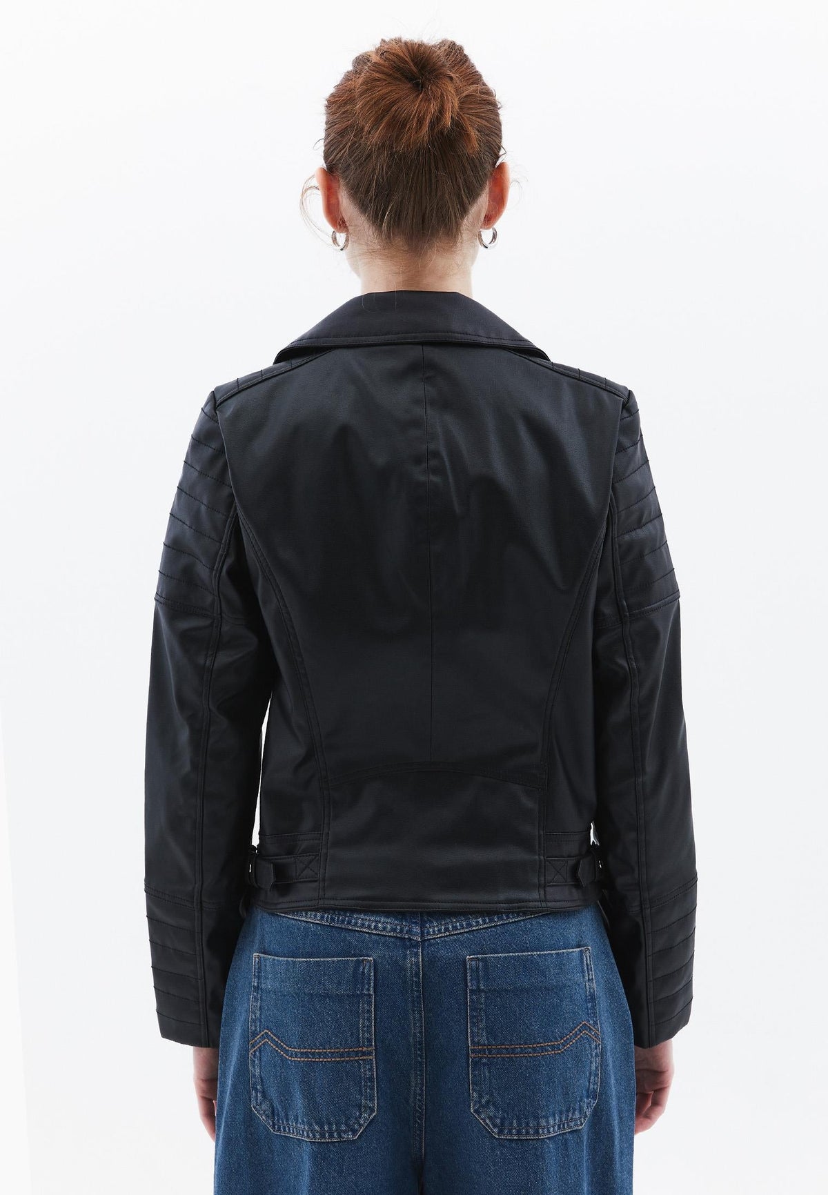 Long Sleeve Leather Jacket With Zipper Detail - BLACK