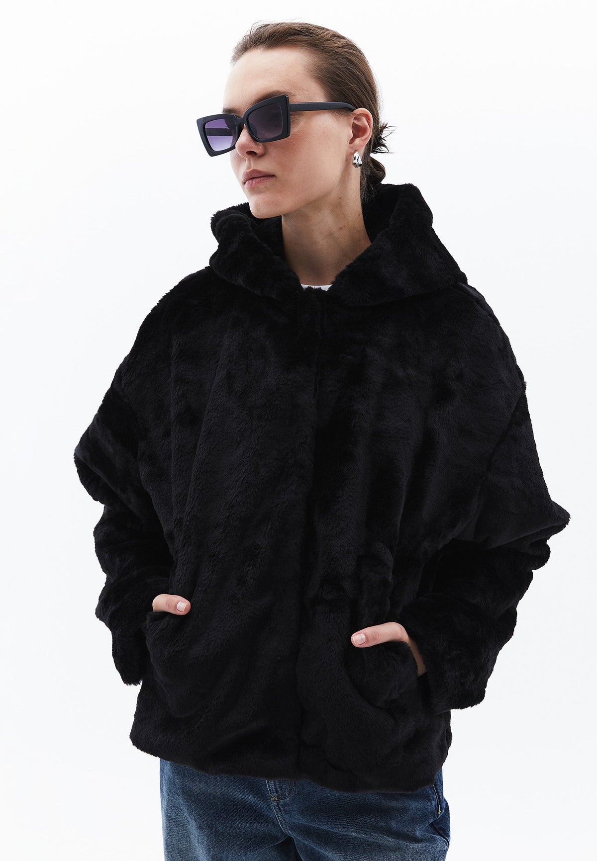 Hooded Fur Jacket - BLACK