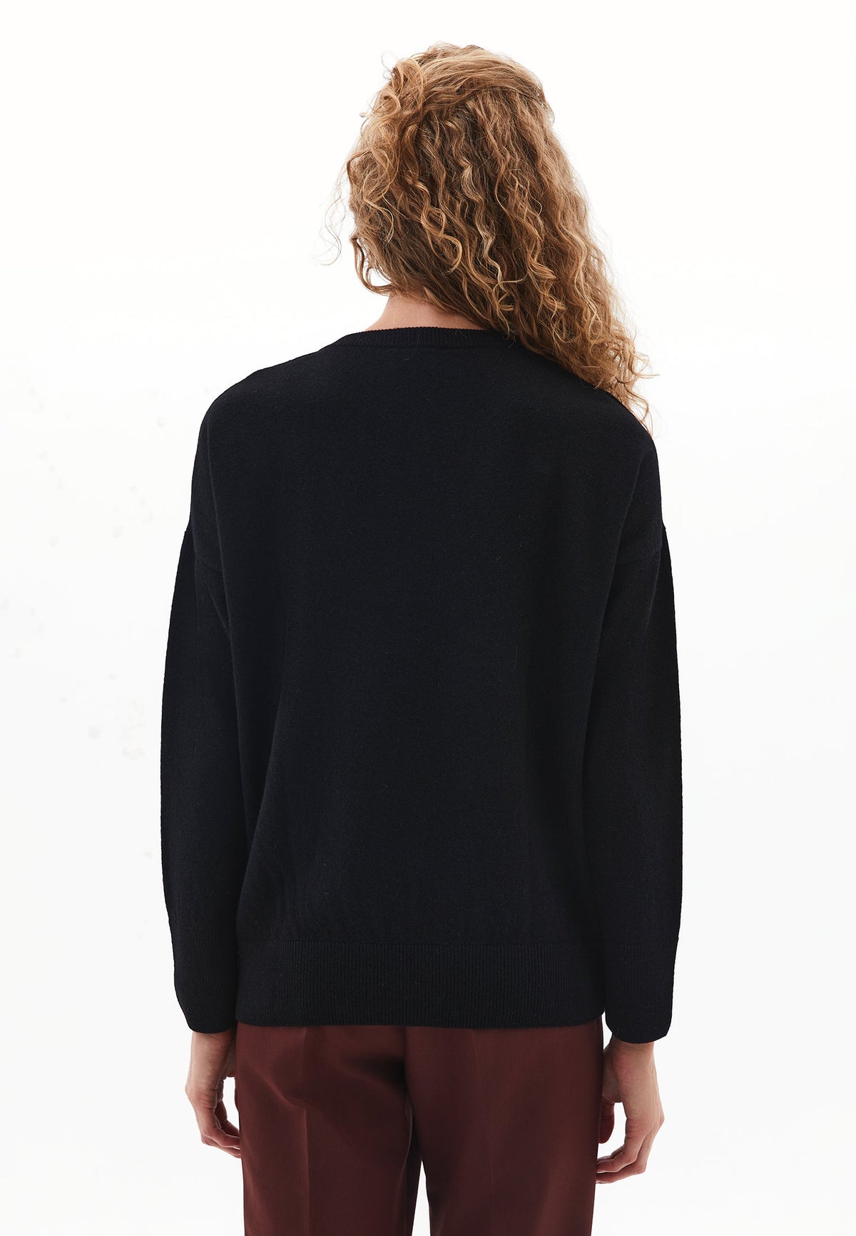 Long V-Neck Knit Sweater With Cashmere Blend - BLACK