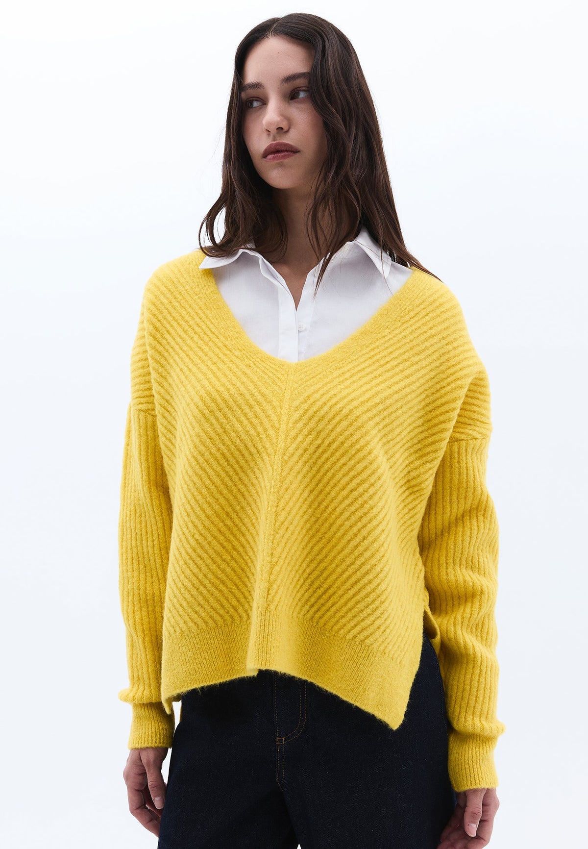 V Neck Long Sleeve Sweater - CELERY