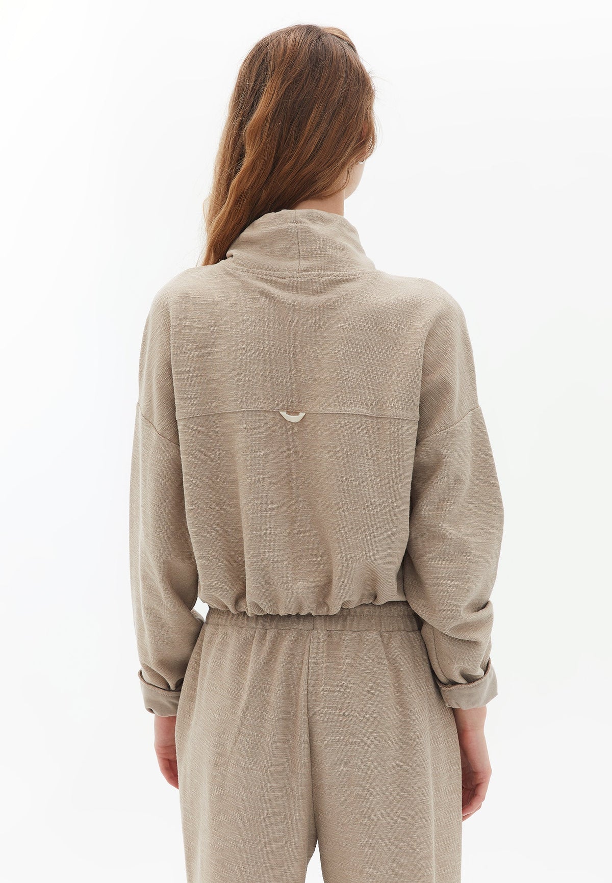 Crew Neck Crop Sweatshirt - COBBLESTONE