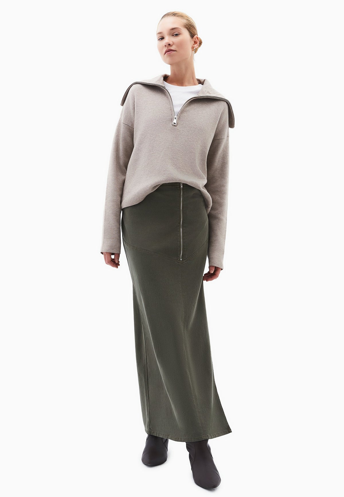 Long Skirt With Zipper Detail - DEEP DEPTHS