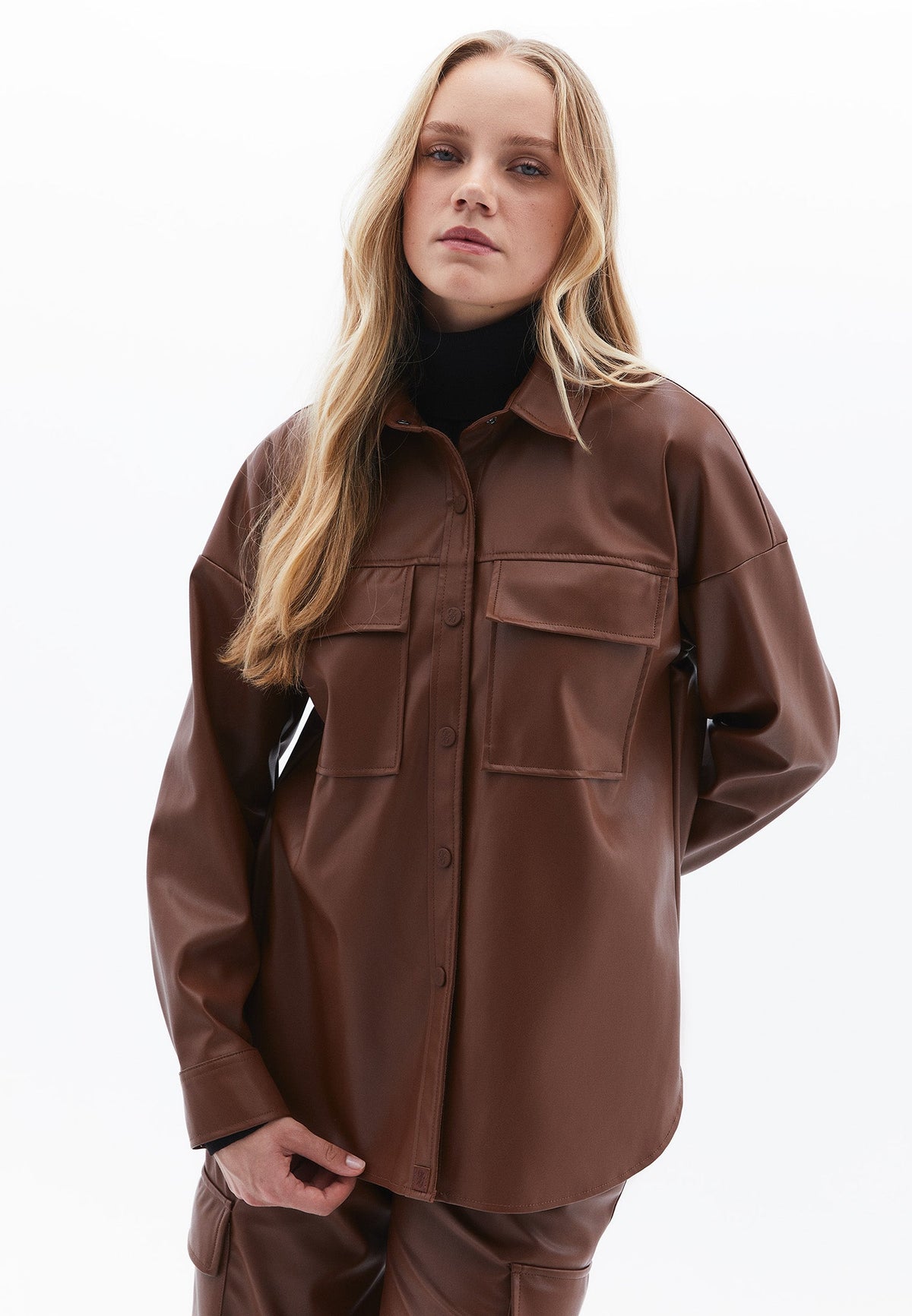 Oversize Pocket Detailed Shirt - DOWNTOWN BROWN