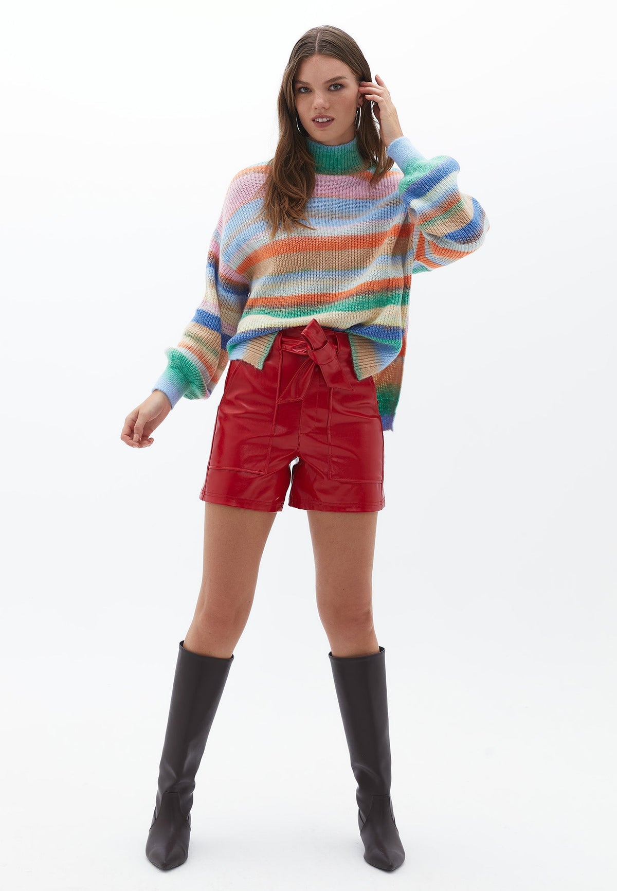 High Waist Shorts With Belt Detail - EQUESTRIAN RED