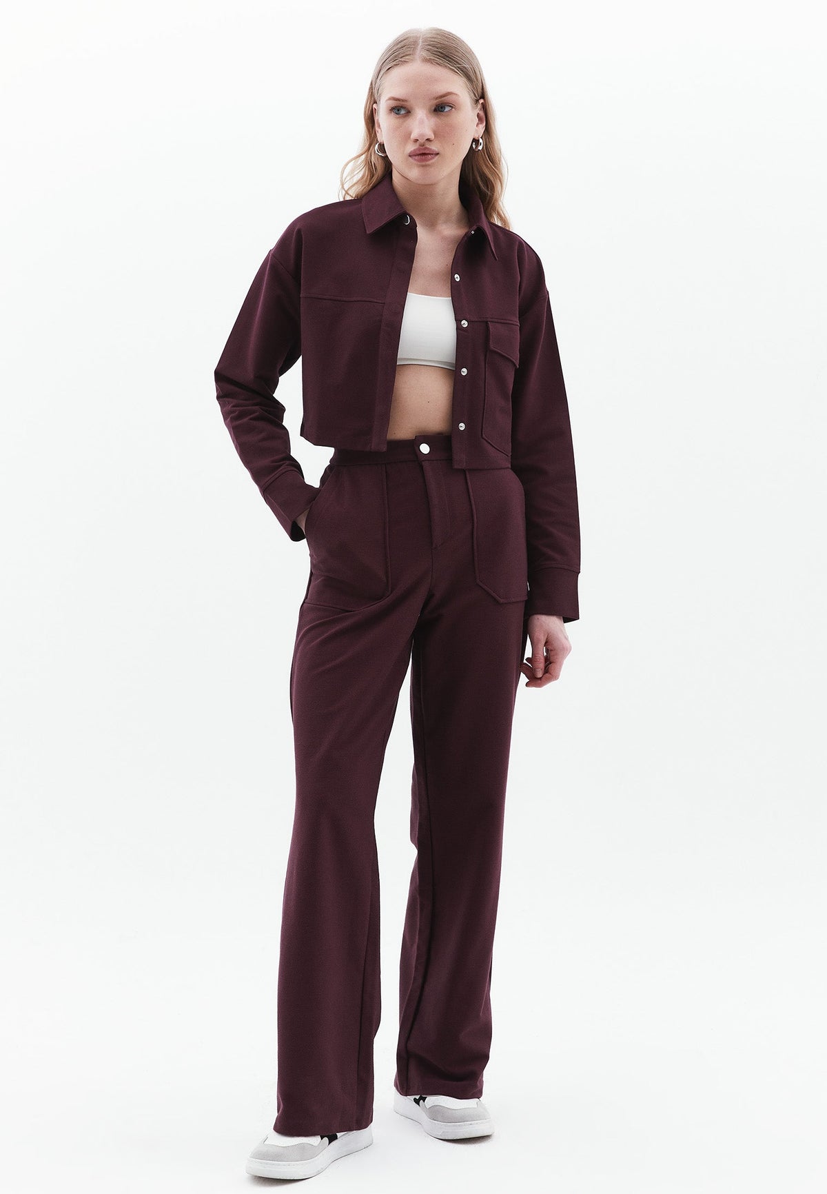 Long Sleeved Pocket Detailed Crop Sweatshirt - FUDGE