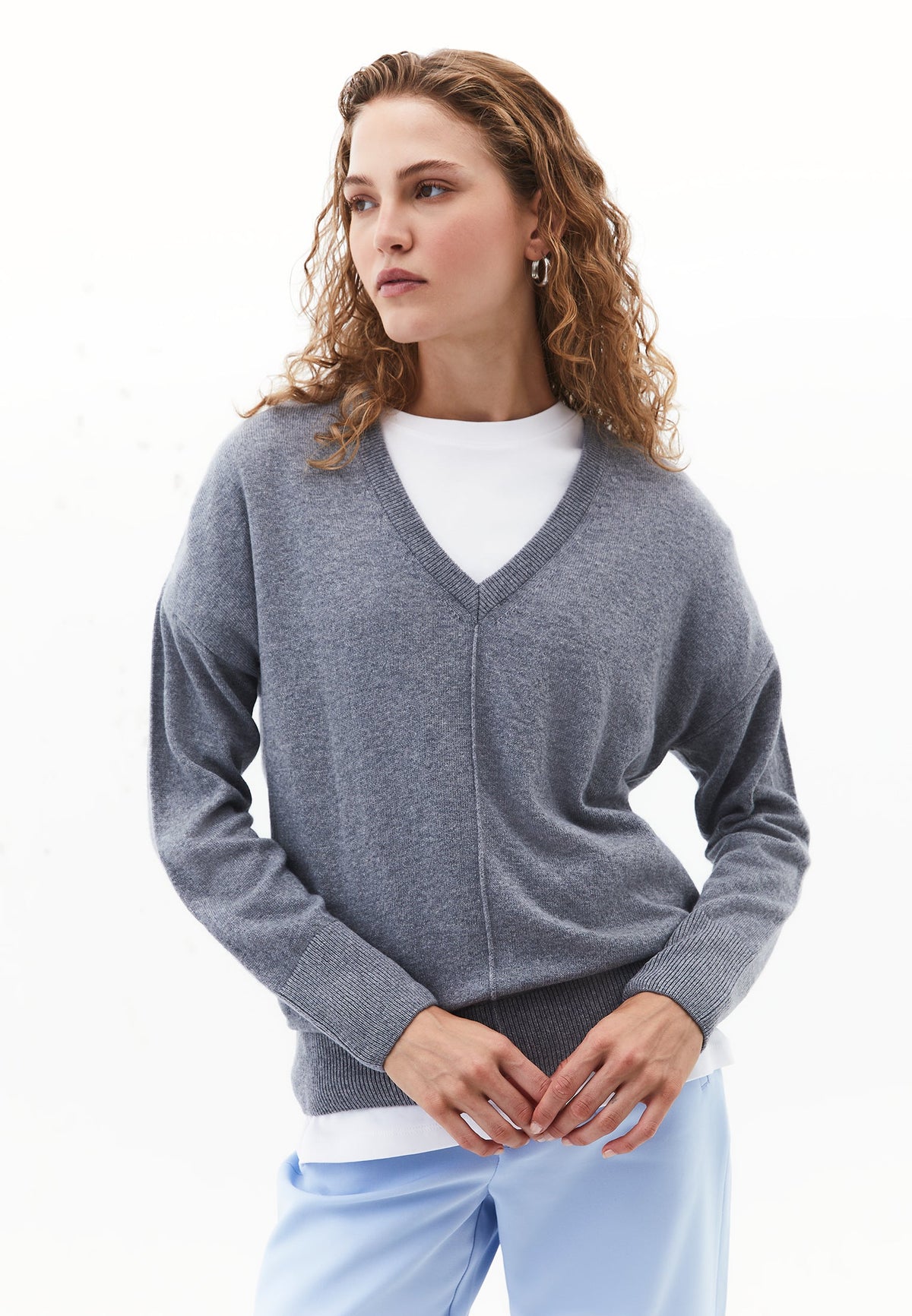 Long V-Neck Knit Sweater With Cashmere Blend - GREY MELANGE