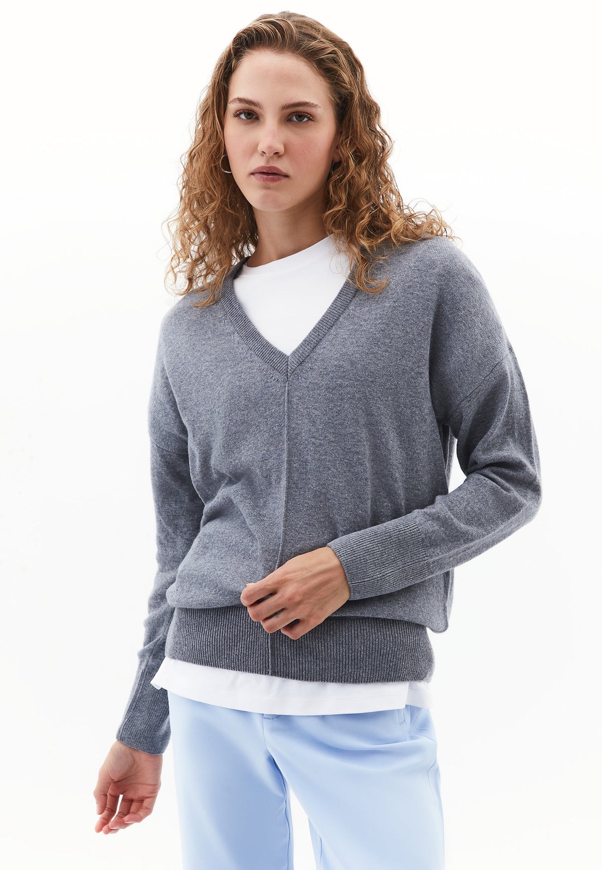 Long V-Neck Knit Sweater With Cashmere Blend - GREY MELANGE