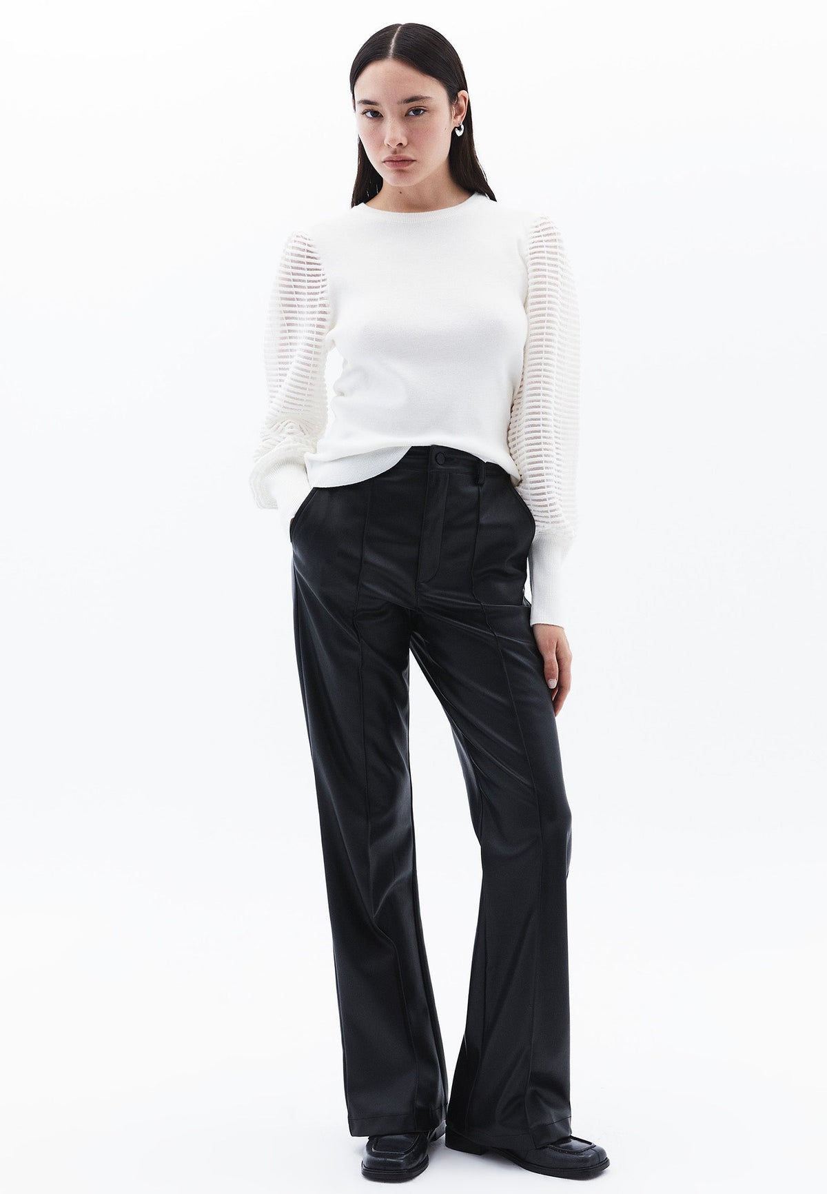 Crew Neck Long Sleeve Standard Knit Sweater - ICE MILK