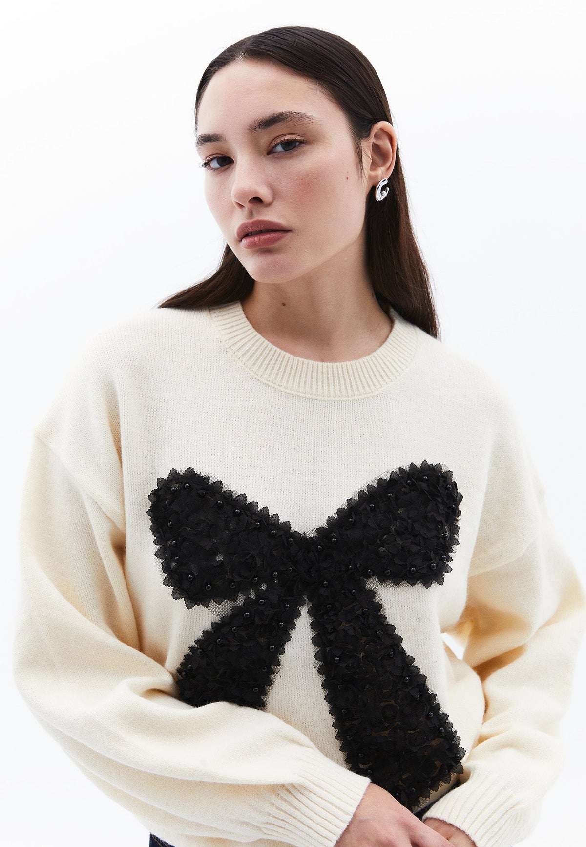 Stone Detailed Crew Neck Sweater - ICE MILK