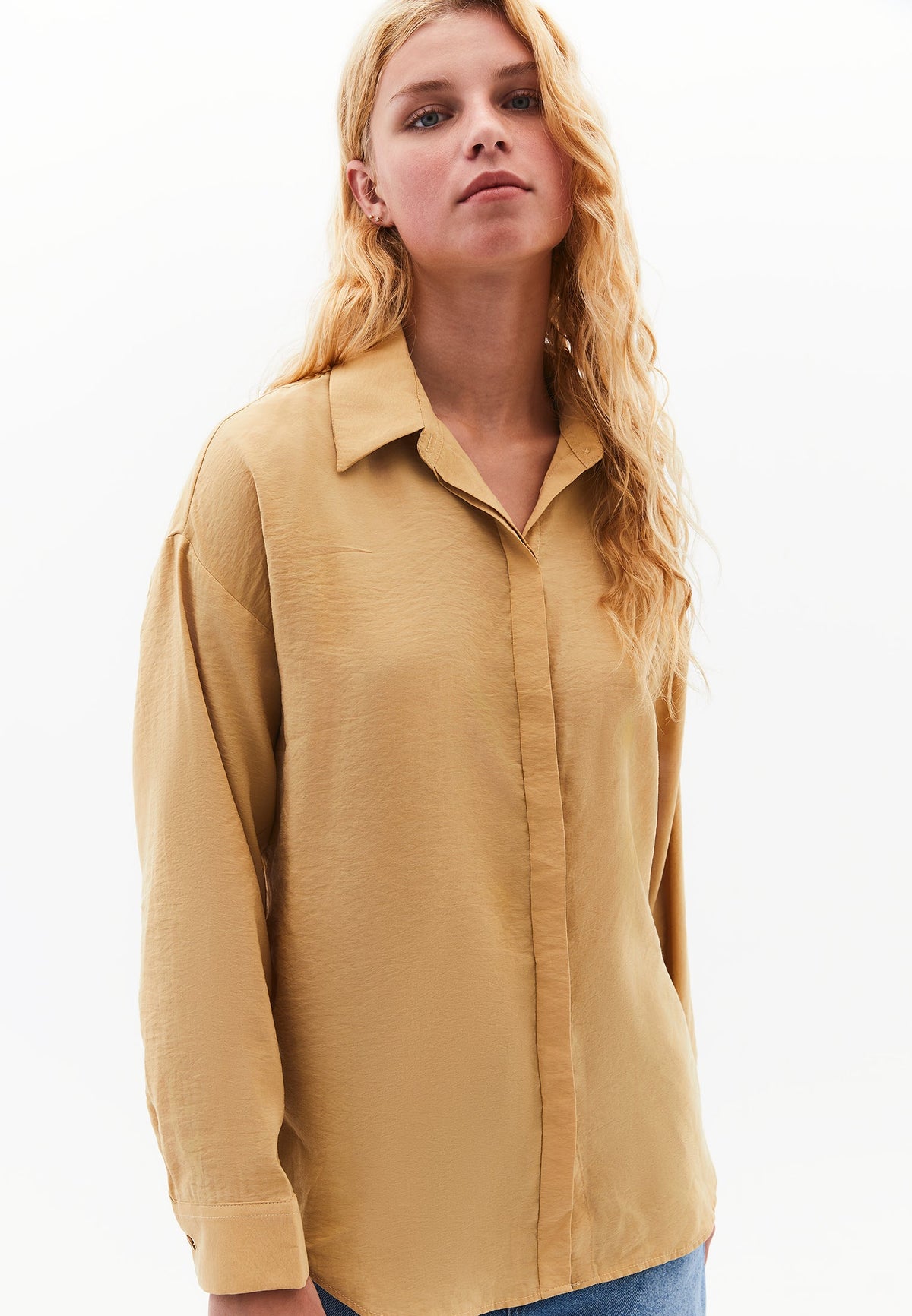 Buttoned Oversize Shirt - LARK