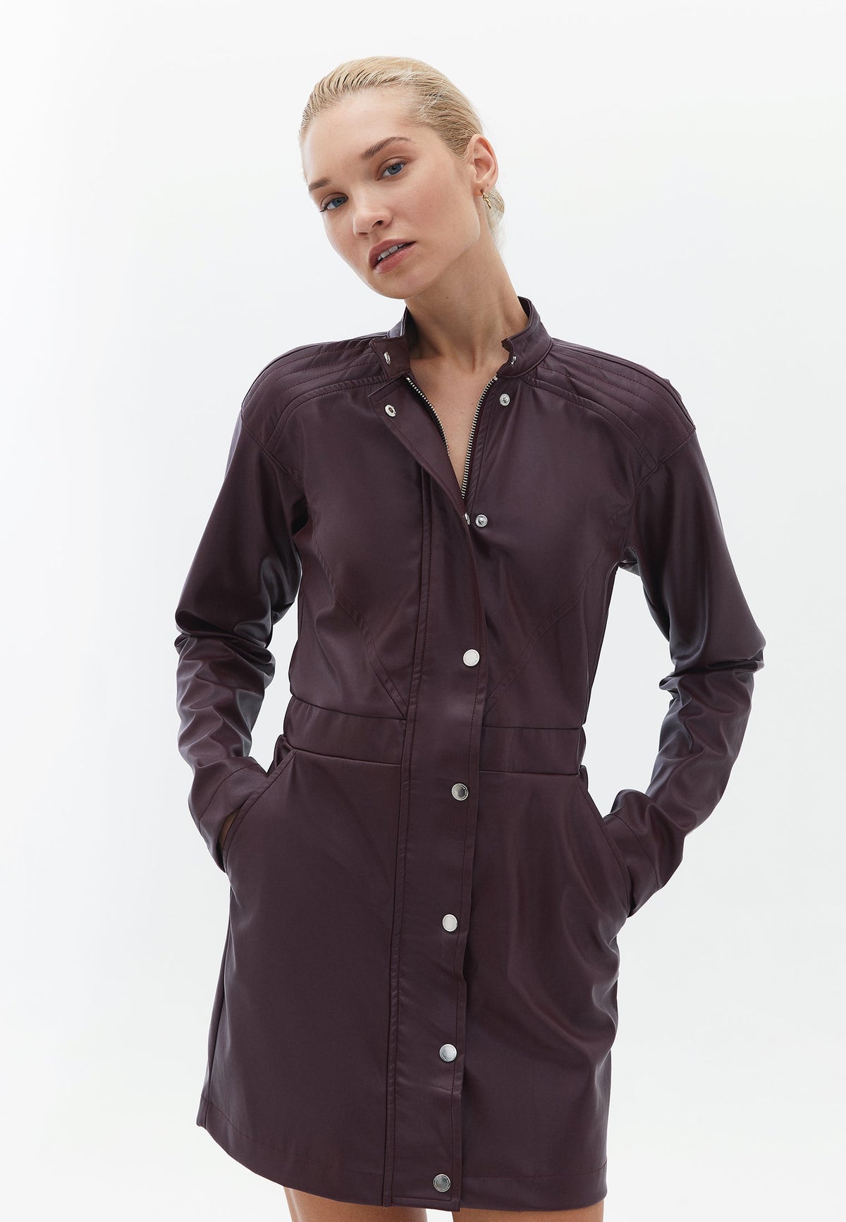 Short Sleeve Dress - MAROON BANNER