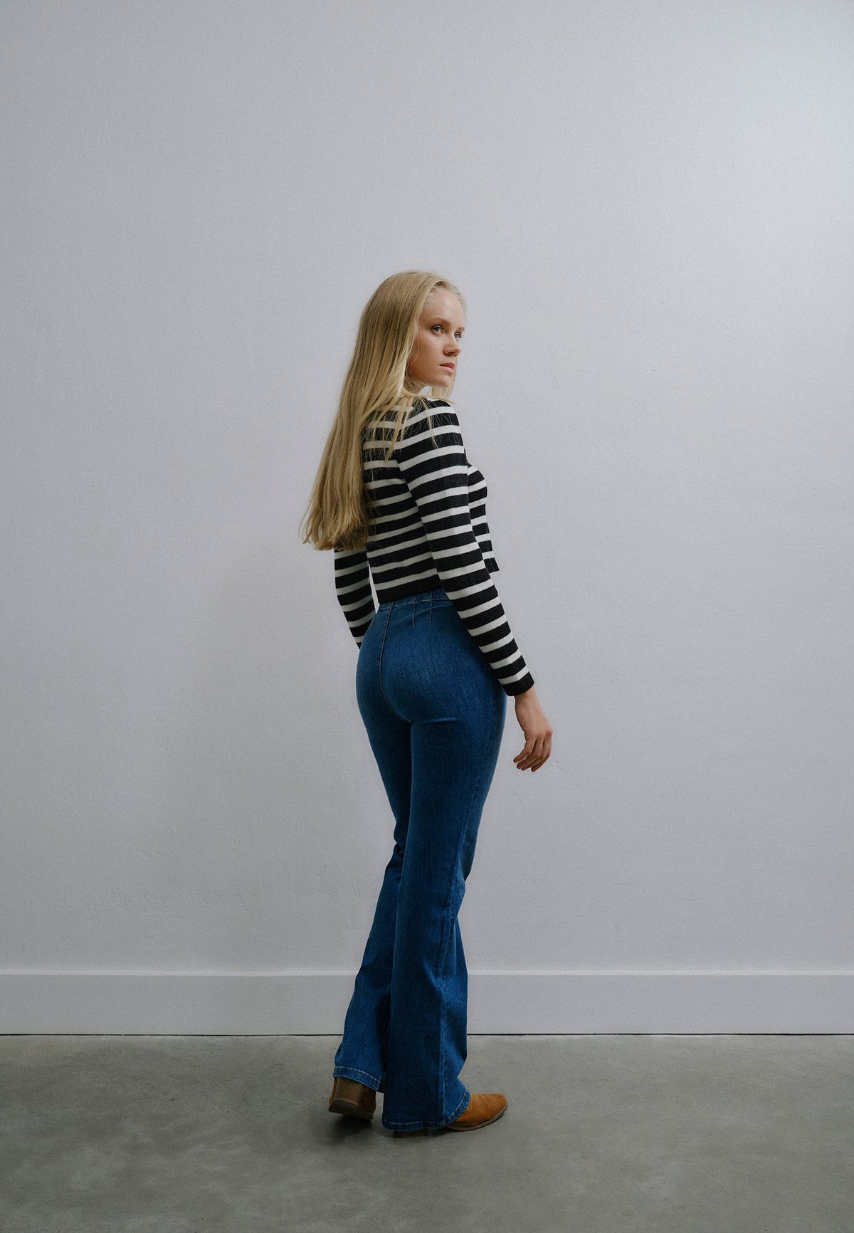 Ultra High Waist Straight Leg Denim Pants - MID BLUE DENIM