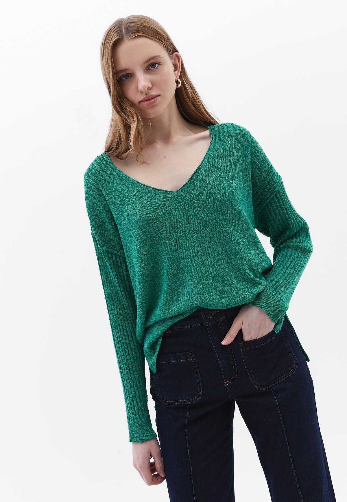 V Neck Bouclé Sweater - SHADY GLADE
