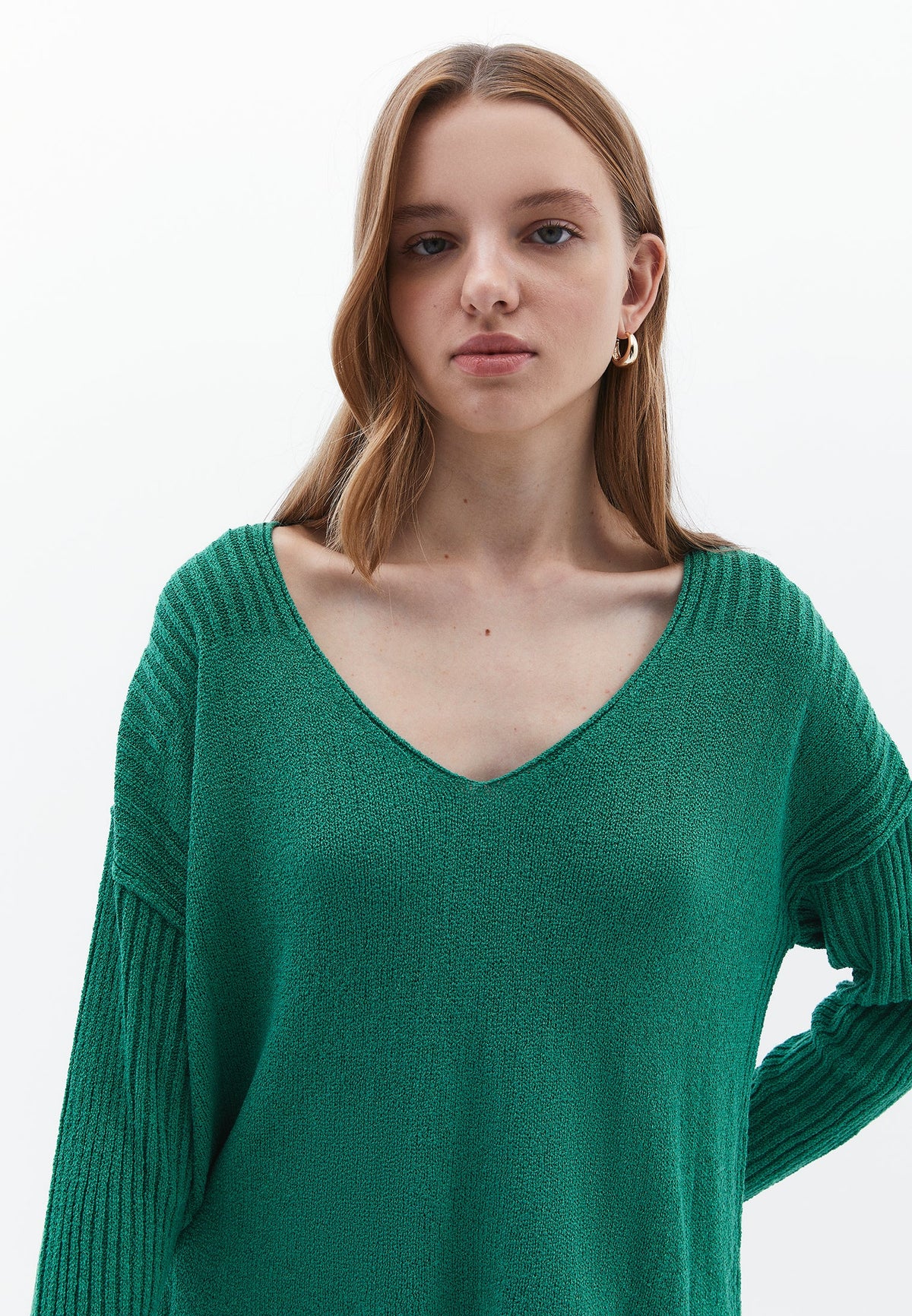 V Neck Bouclé Sweater - SHADY GLADE