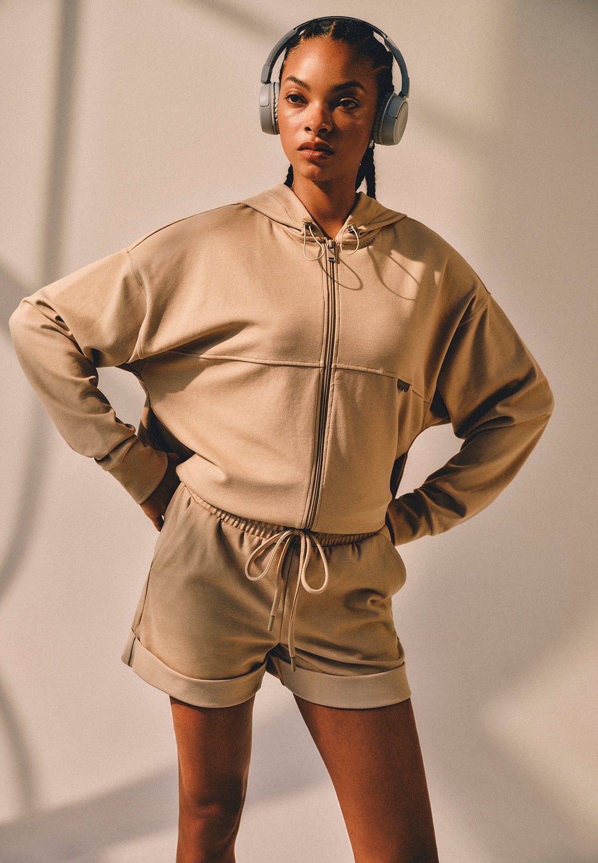 Hooded Long Sleeve Sweatshirt - SIMPLY TAUPE