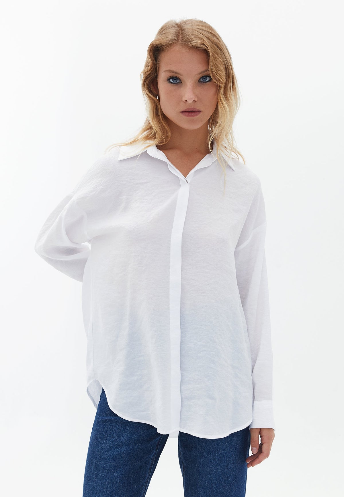 Buttoned Oversize Shirt - WHITE