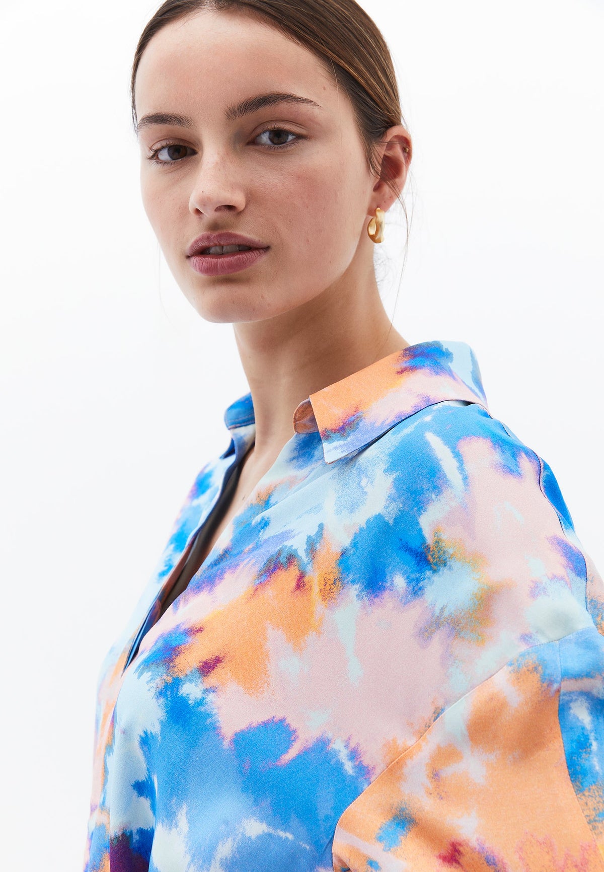 Tunic Shirt With Belt And Slit - ABSTRACT COMB