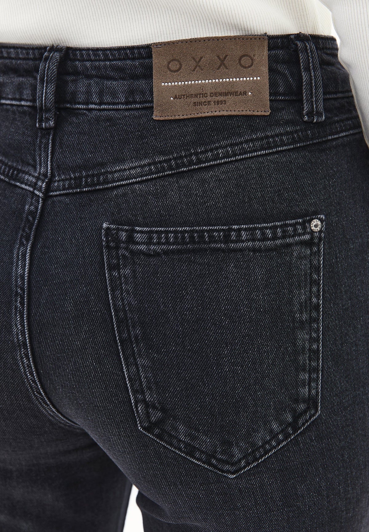 Ultra High Waist Straight Leg Denim Pants - BLACK DENIM