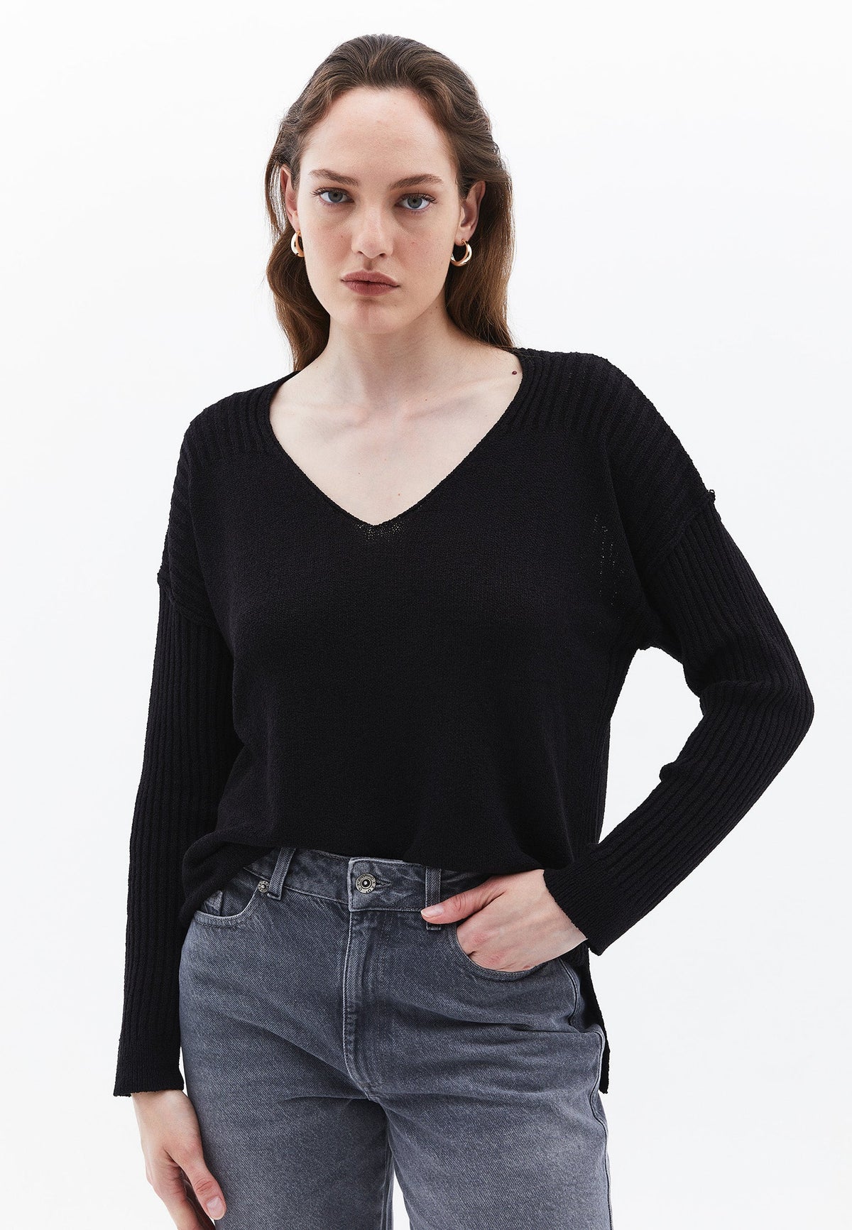 V Neck Raglan Sleeve Sweater - BLACK