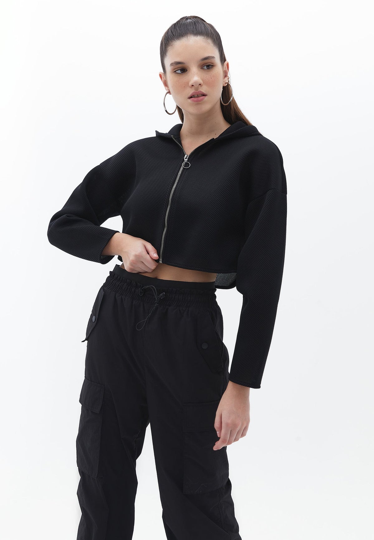 Crop Zip-Up Long Sleeve Cardigan - BLACK