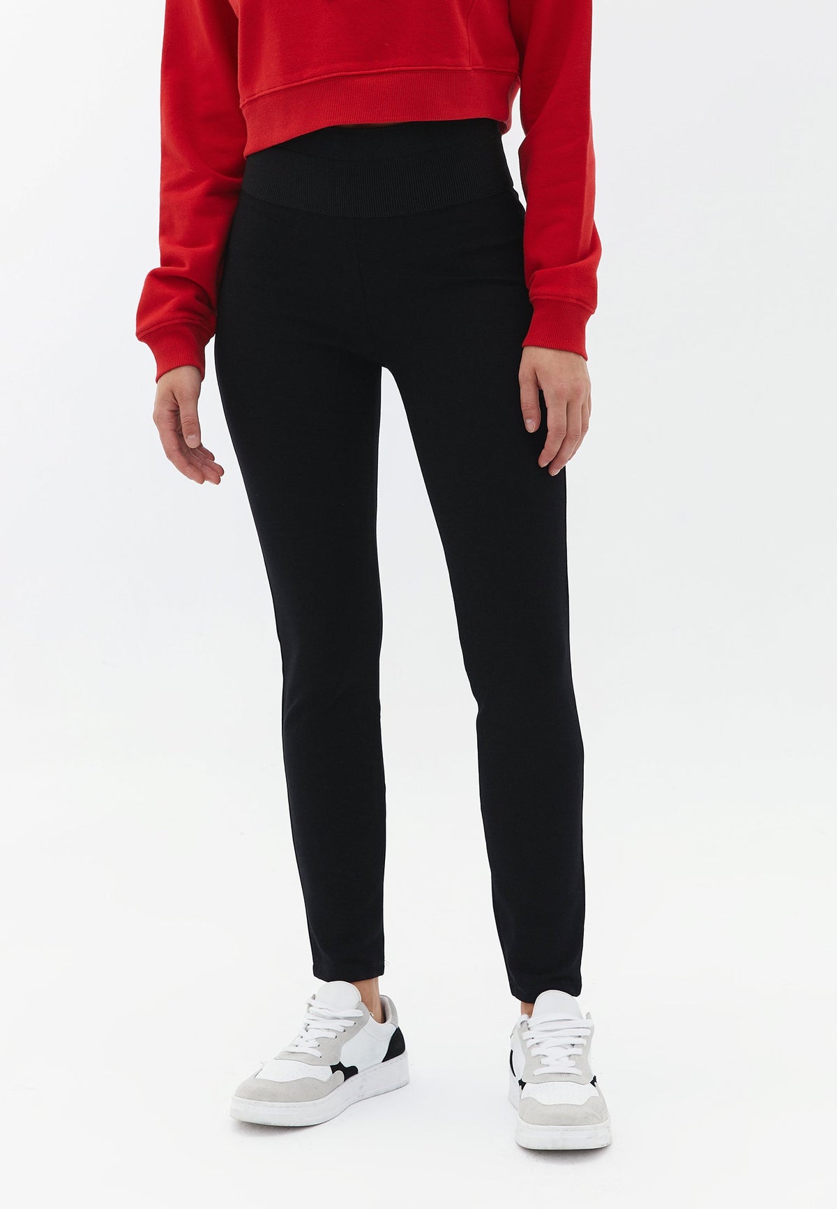 Ultra High Waist Leggings With Belt Detail - BLACK
