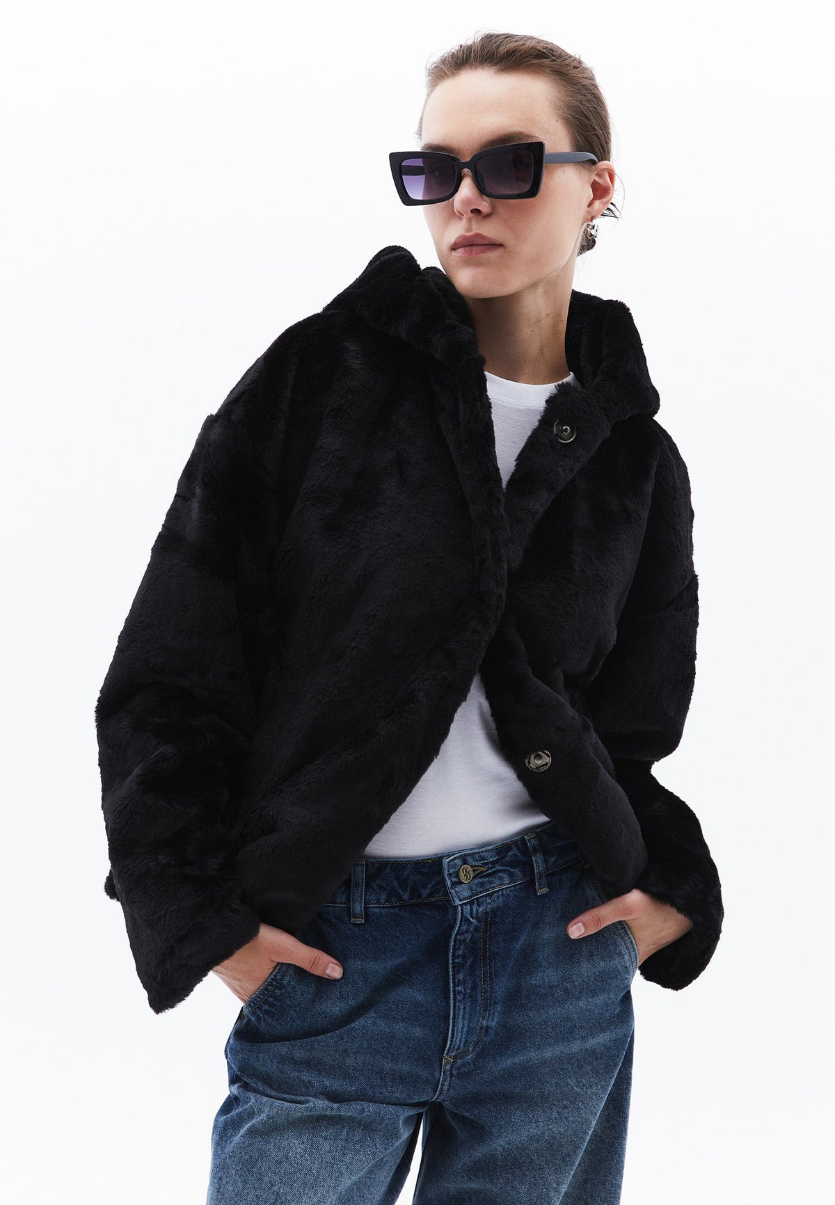 Hooded Fur Jacket - BLACK
