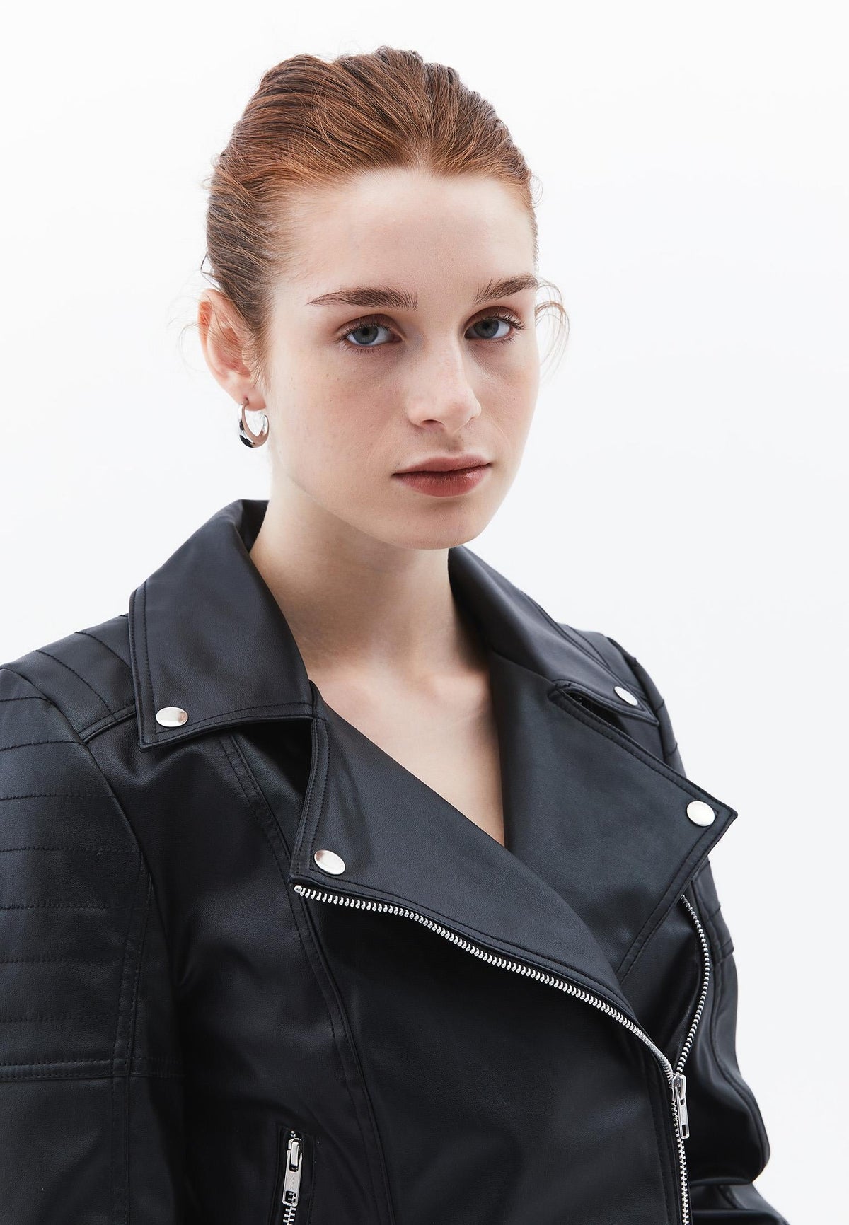 Long Sleeve Leather Jacket With Zipper Detail - BLACK
