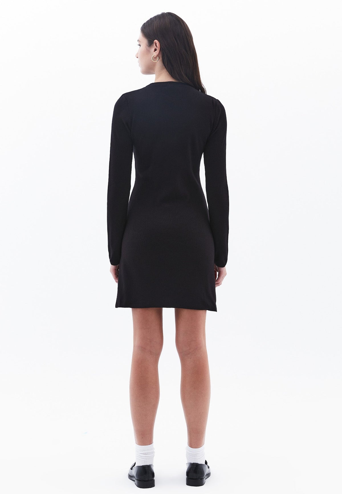 Short Dress With Long Raglan Sleeve And Crew Neck - BLACK