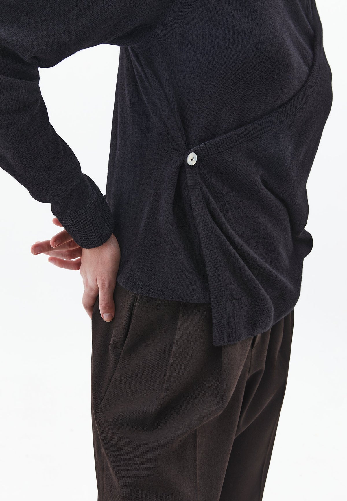 Crew Neck Long Sleeve Sweater - BLACK