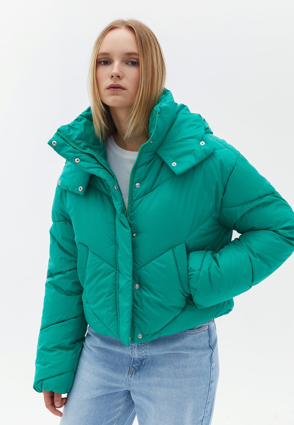Loose Jacket With High Collar And Pocket Details - BRIGHT GREEN