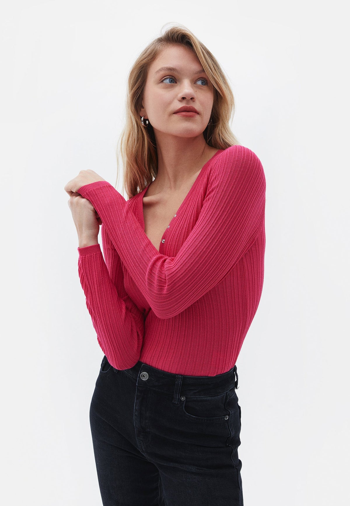 Raglan Sleeve V Neck Standard Knit Sweater - CABARET