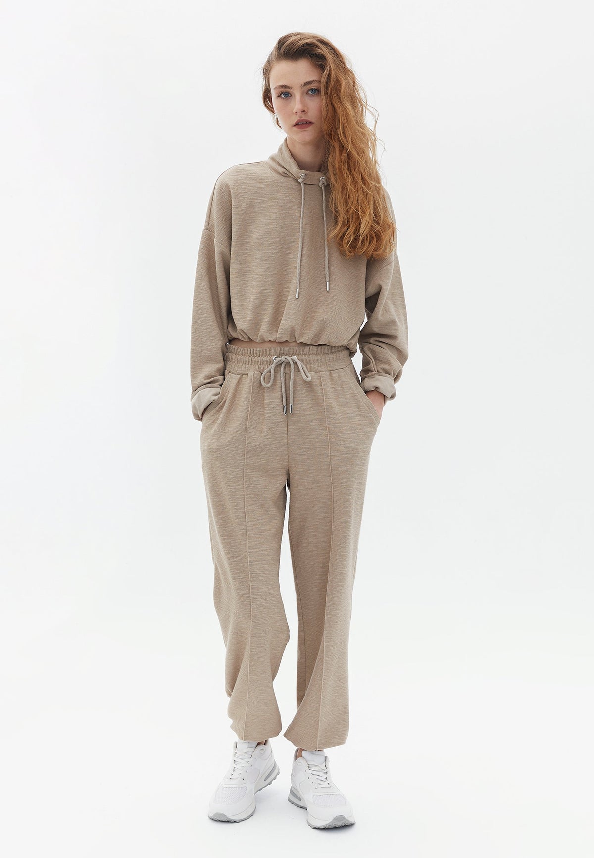 Crew Neck Crop Sweatshirt - COBBLESTONE