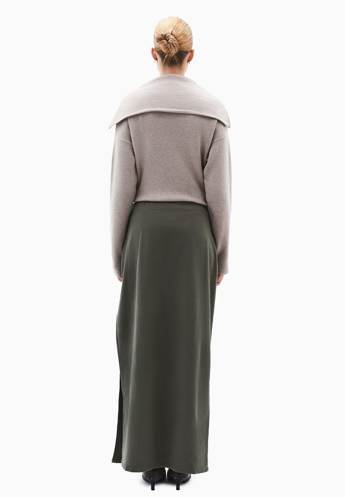 Long Skirt With Zipper Detail - DEEP DEPTHS