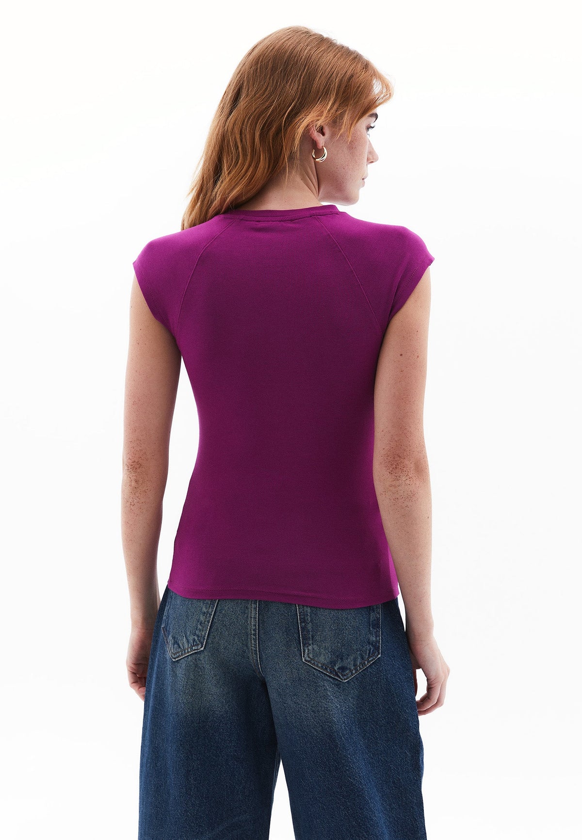 Short Sleeve T-Shirt With Closed Cut - HOLLYHOCK