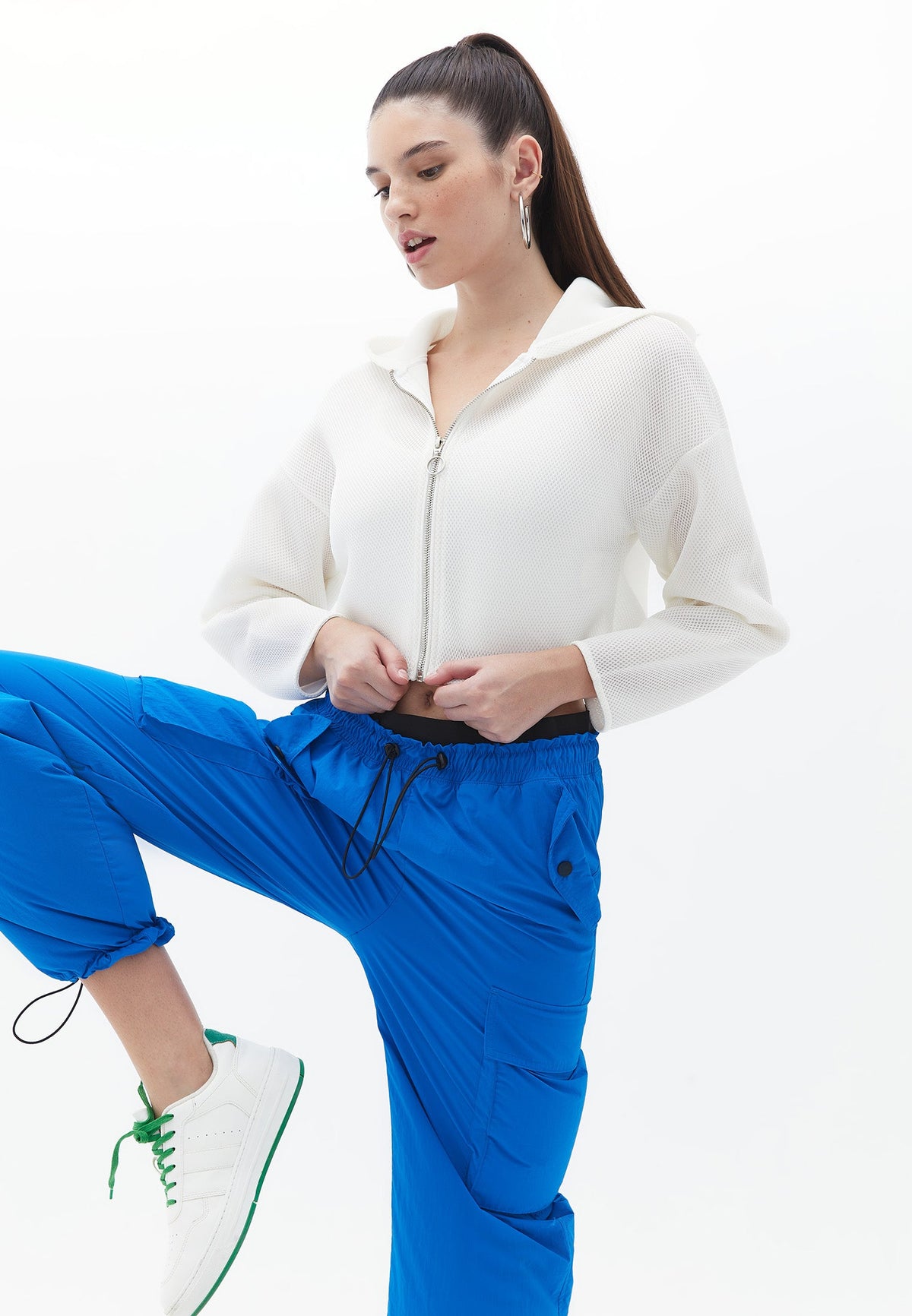 Crop Zip-Up Long Sleeve Cardigan - ICE MILK