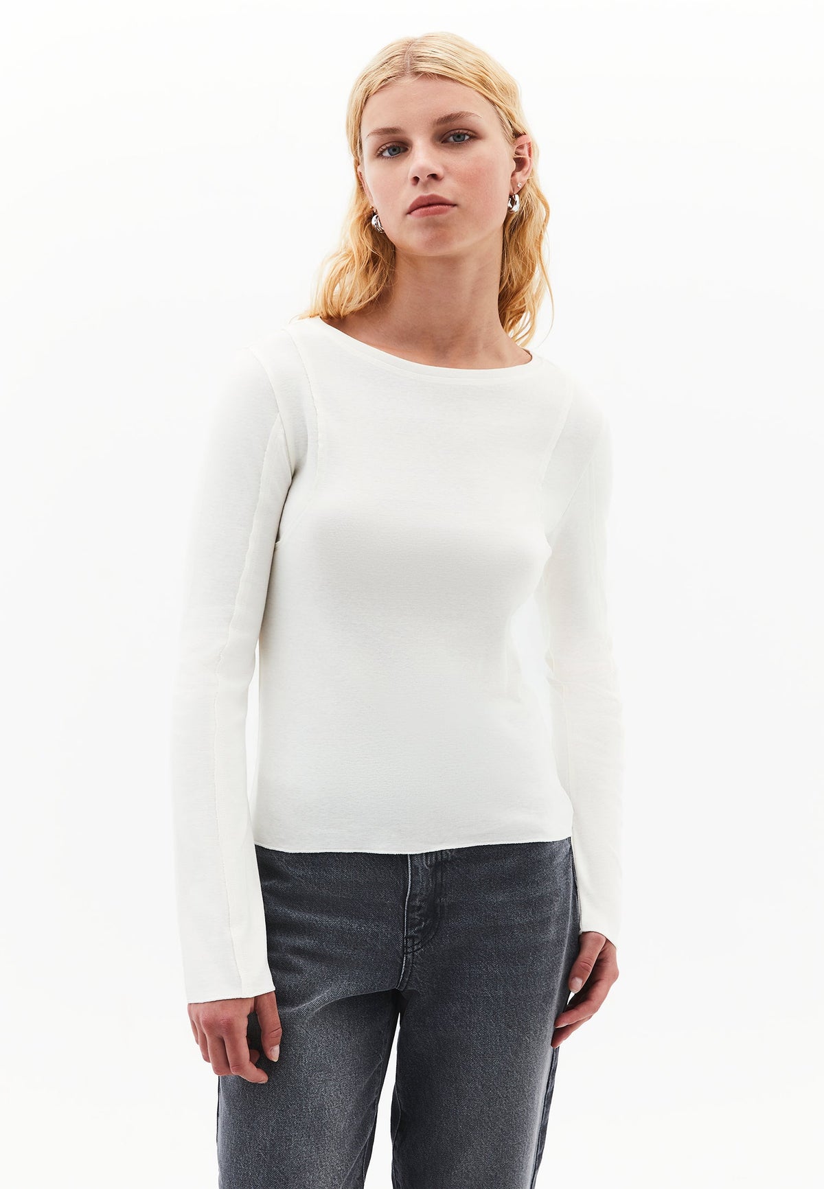 Boat Neck Slim T-Shirt - ICE MILK