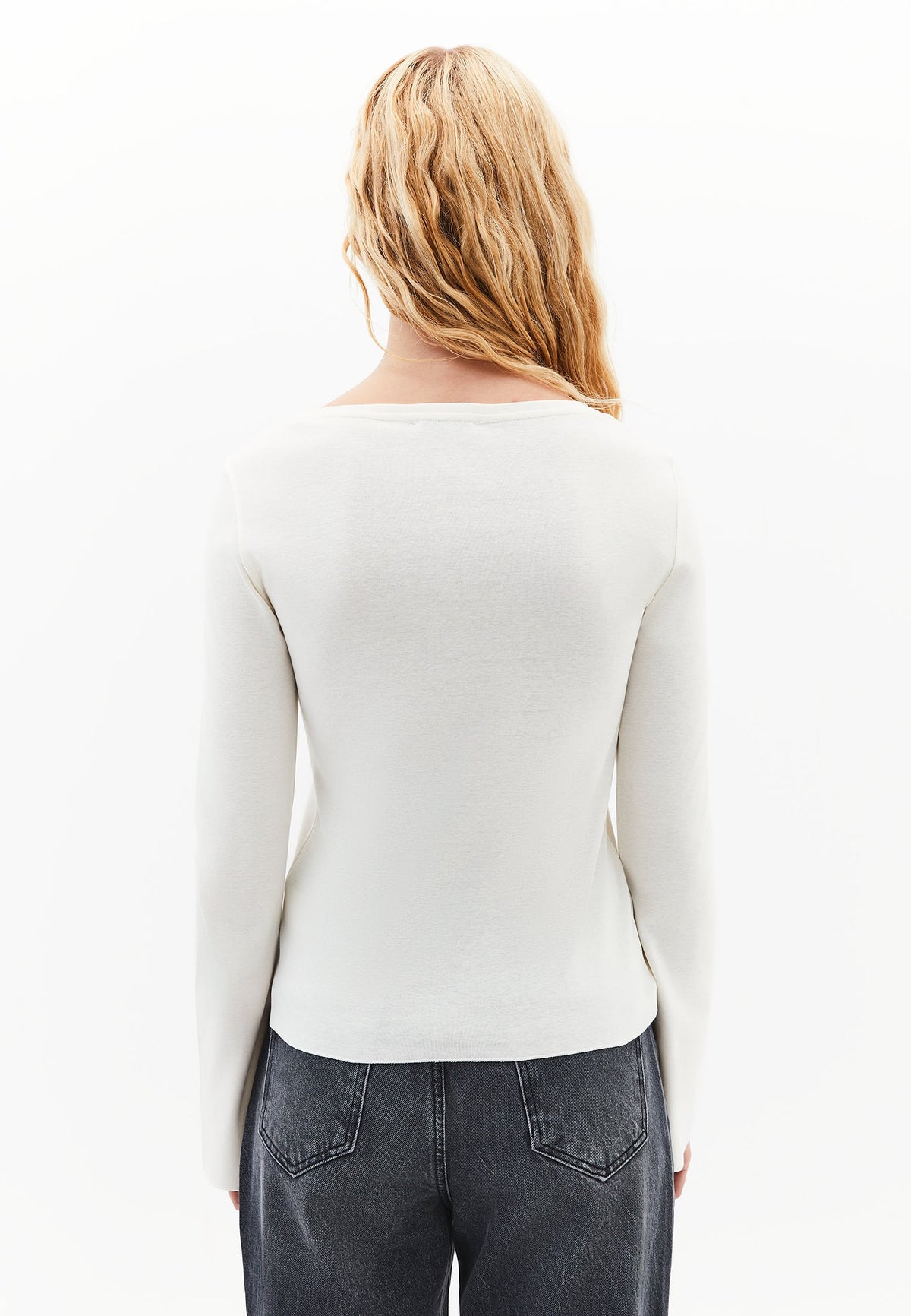 Boat Neck Slim T-Shirt - ICE MILK