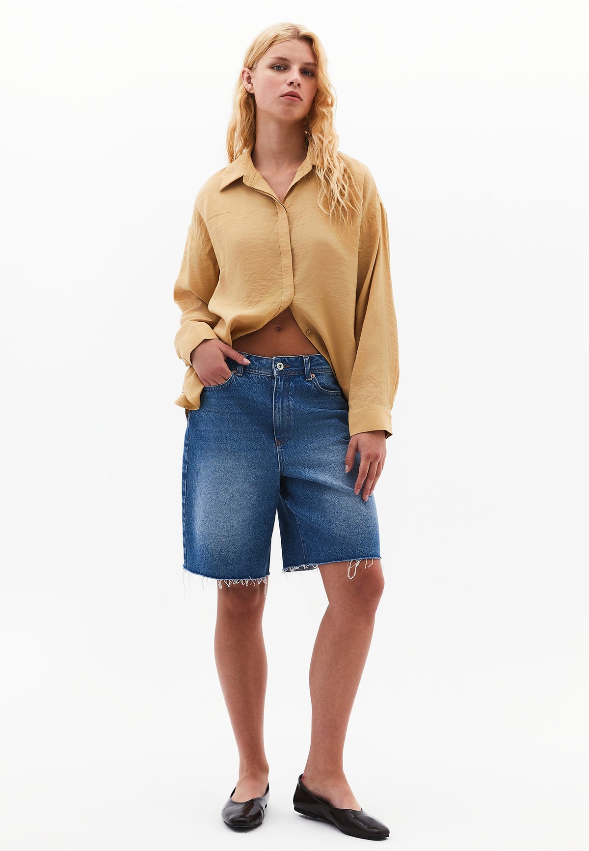 Buttoned Oversize Shirt - LARK