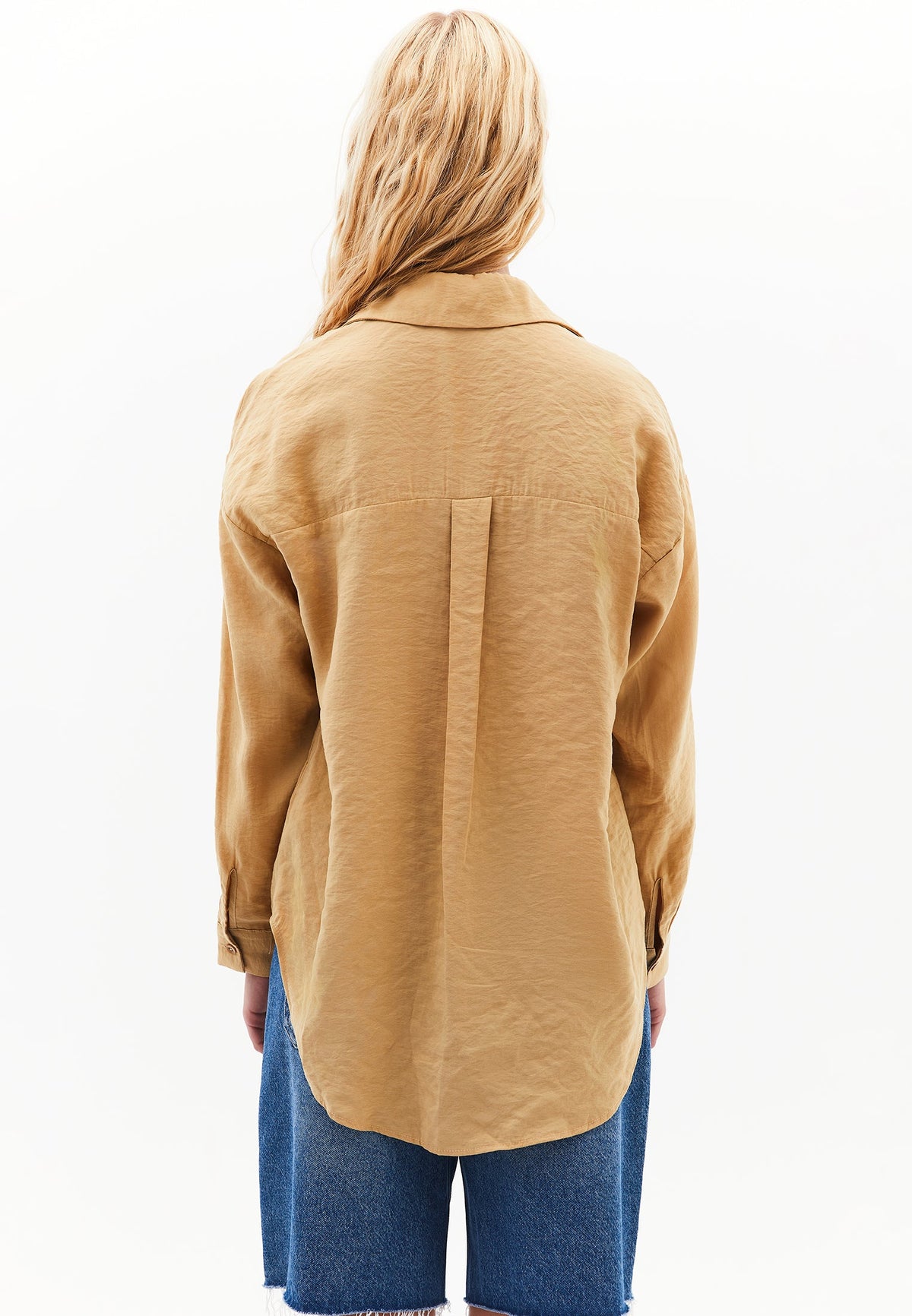 Buttoned Oversize Shirt - LARK