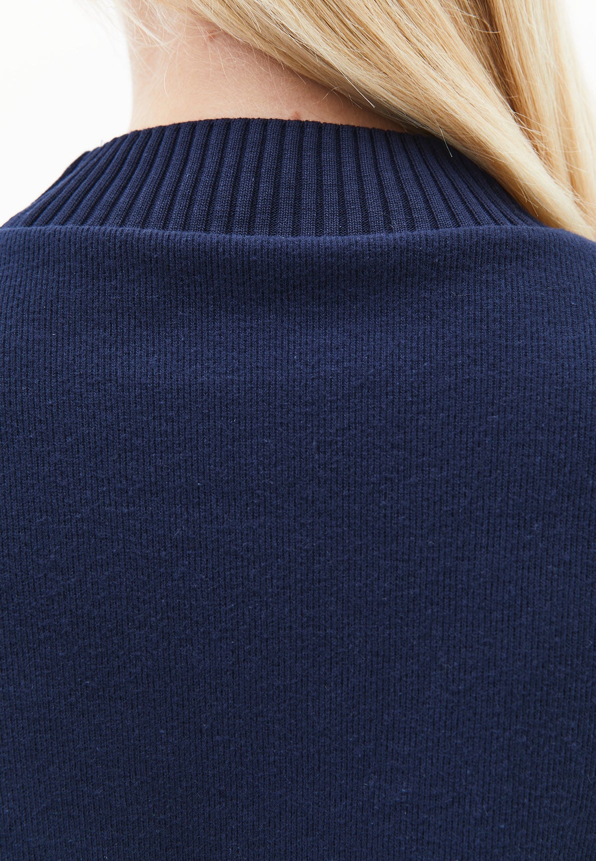 High Neck Cropped Sweater - MIDNIGHT