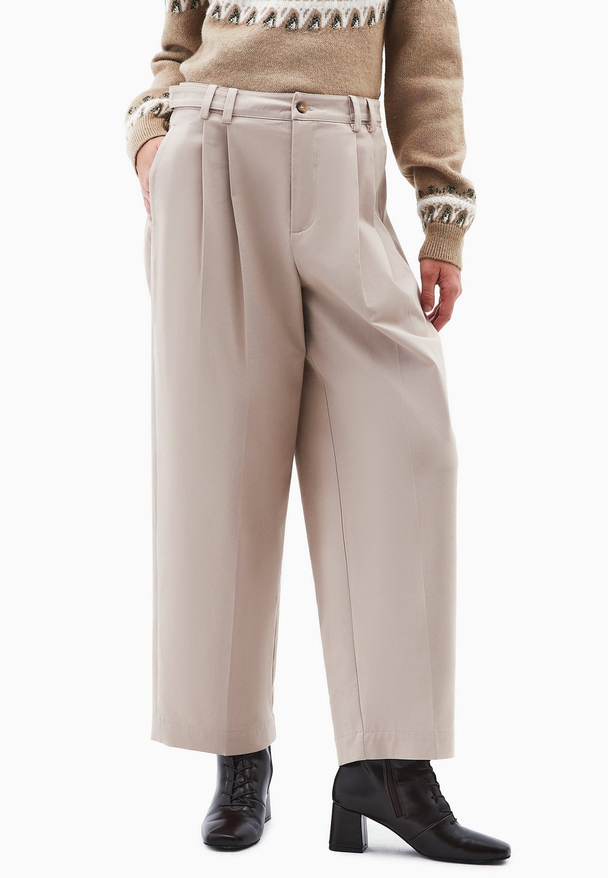 Carrot Pants - SIMPLY TAUPE