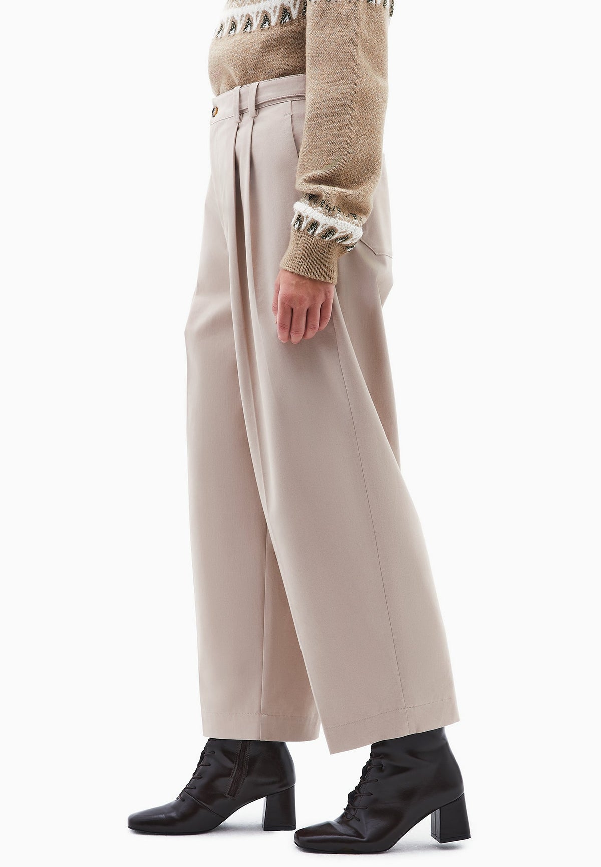 Carrot Pants - SIMPLY TAUPE